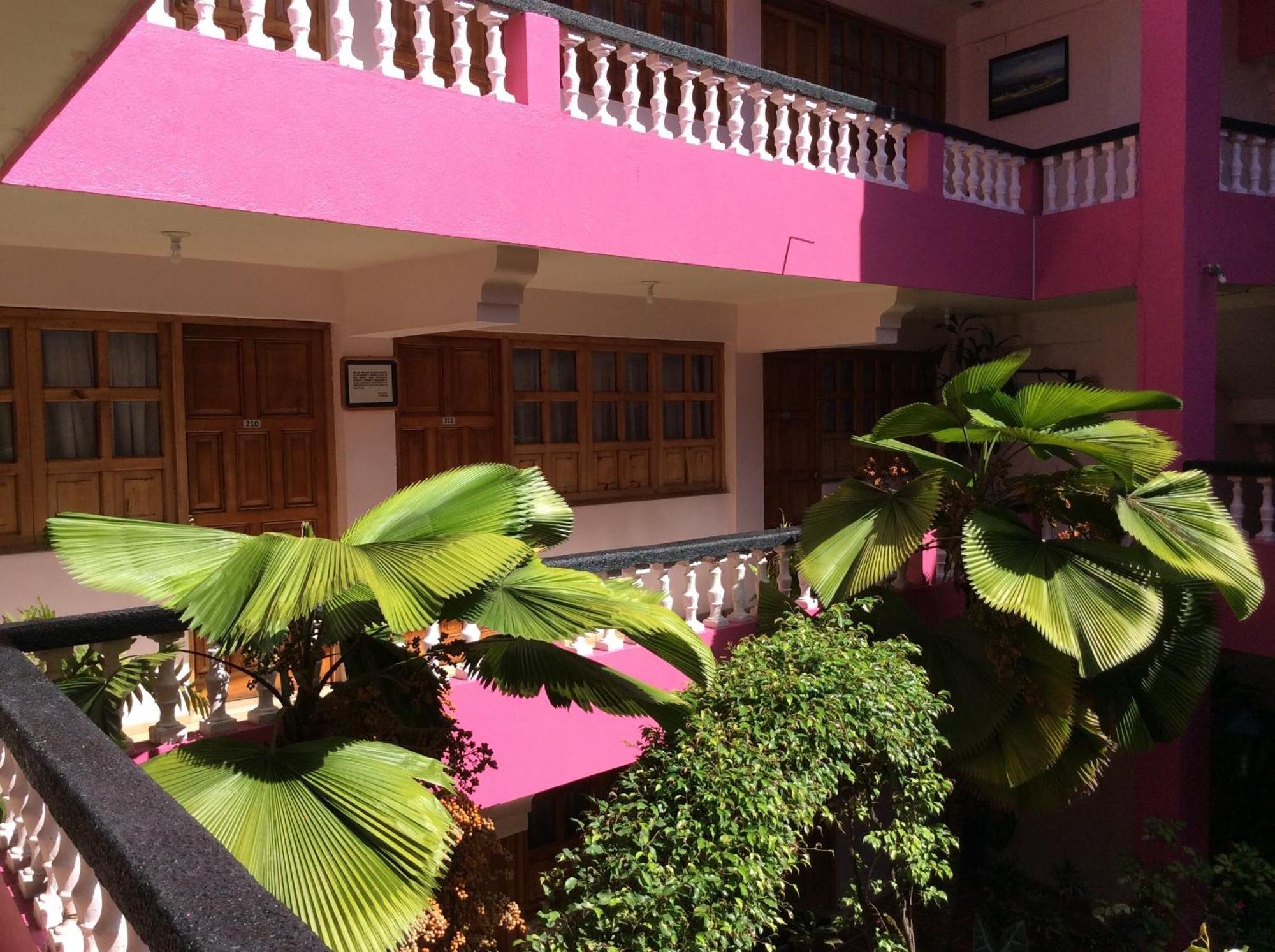 Hotel Michelle ซานอันเดรส ตุกซ์ตลา ภายนอก รูปภาพ